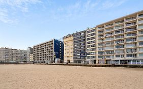 Splendid Two-Bedroom Flat Frontal Seaview - 